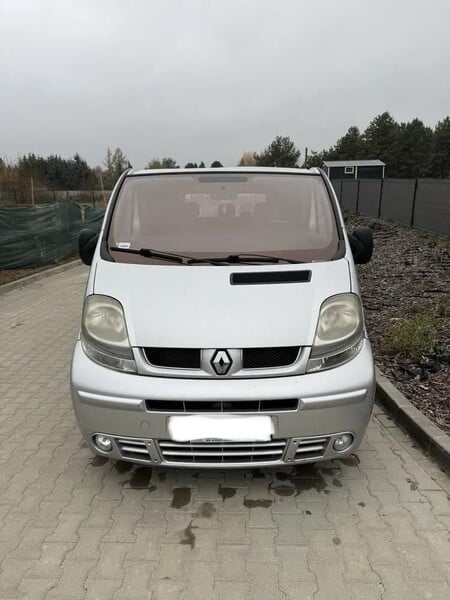 Фотография 2 - Renault Trafic 2005 г Минивэн