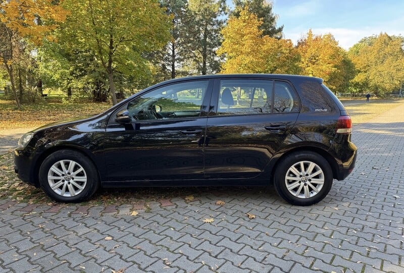 Photo 6 - Volkswagen Golf 2010 y Hatchback