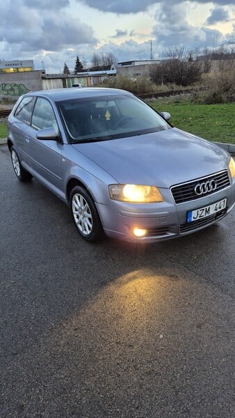 Photo 2 - Audi A3 8P 2004 y