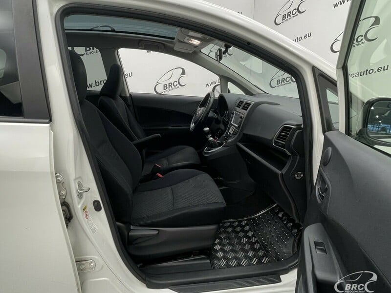 Photo 4 - Toyota Verso-S 1.3i 2012 y