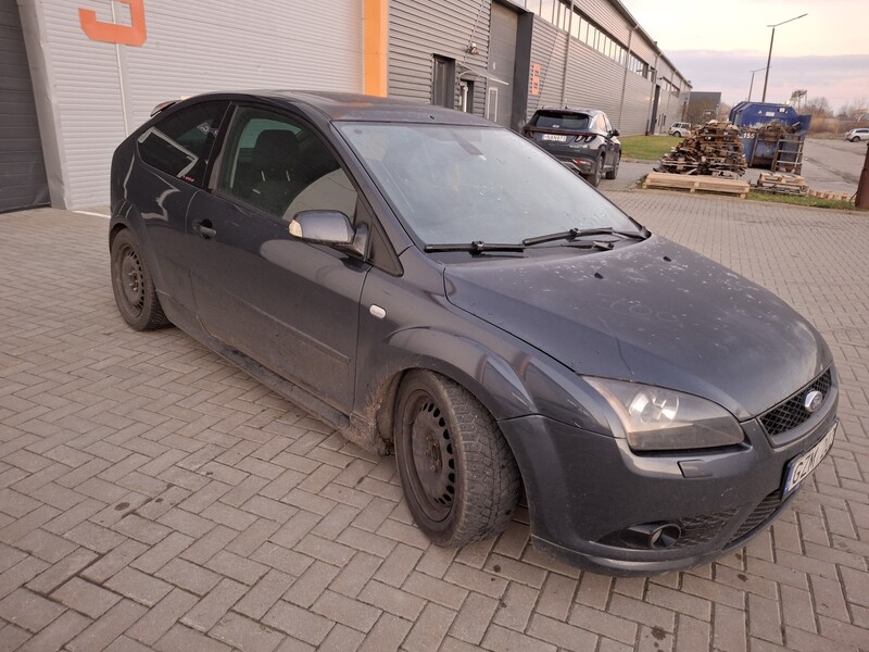 Фотография 3 - Ford Focus 2007 г Хэтчбек