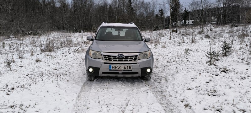 Photo 3 - Subaru Forester 2012 y Off-road / Crossover