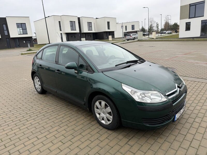 Photo 1 - Citroen C4 2006 y Hatchback