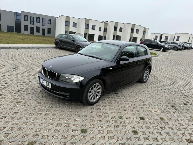 Фотография 2 - Bmw 120 2008 г Седан