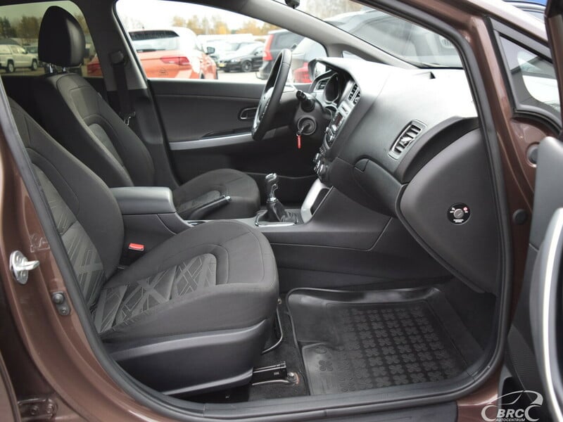 Photo 12 - Kia Cee'd CRDi M/T 2014 y