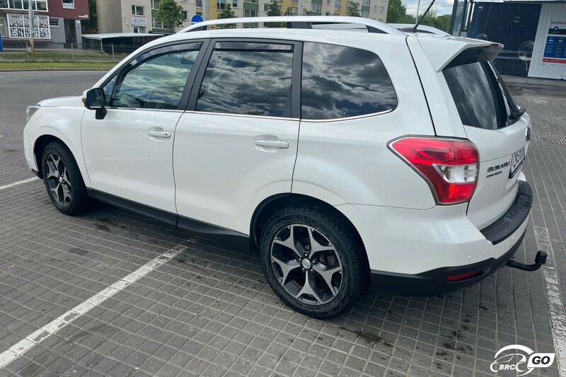 Фотография 4 - Subaru Forester 2015 г Универсал