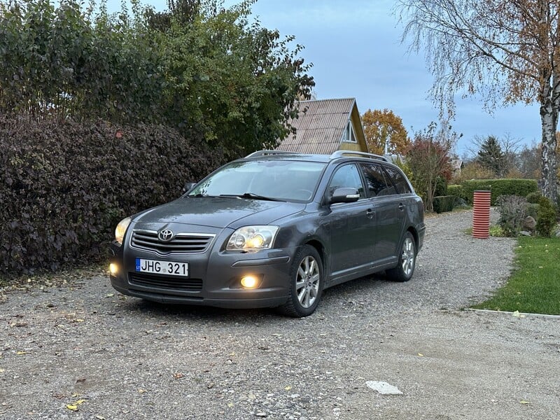 Фотография 1 - Toyota Avensis 2007 г Универсал