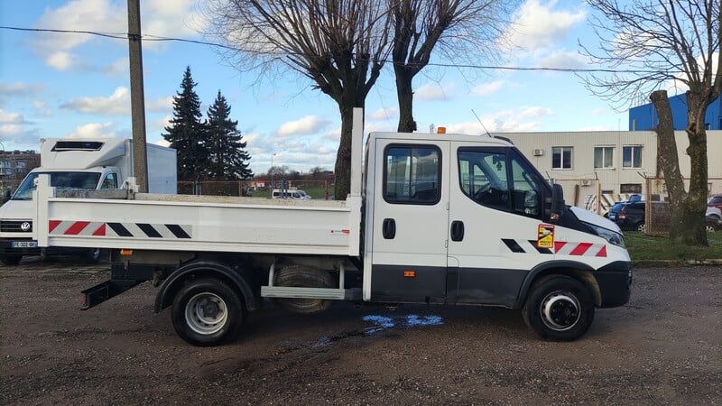 Photo 12 - Iveco 70C18 2018 y Dump truck