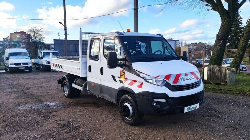 Photo 4 - Iveco 70C18 2018 y Dump truck