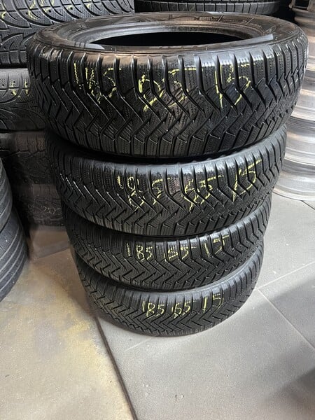 Photo 1 - Goodyear LAUFEN  R15 winter tyres passanger car