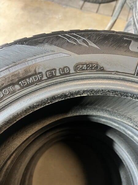 Photo 5 - Goodyear LAUFEN  R15 winter tyres passanger car