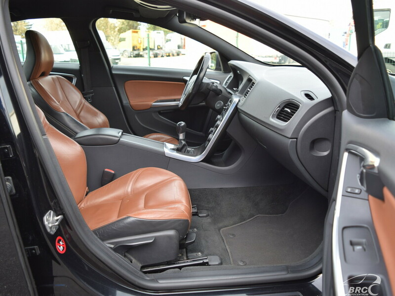 Photo 12 - Volvo S60 D3 Momentum M/T 2013 y