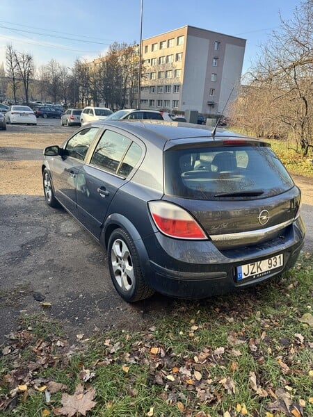 Photo 8 - Opel Astra 2005 y Hatchback