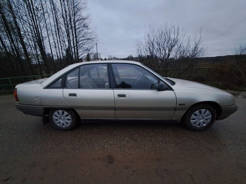 Фотография 5 - Opel Omega 1988 г Седан