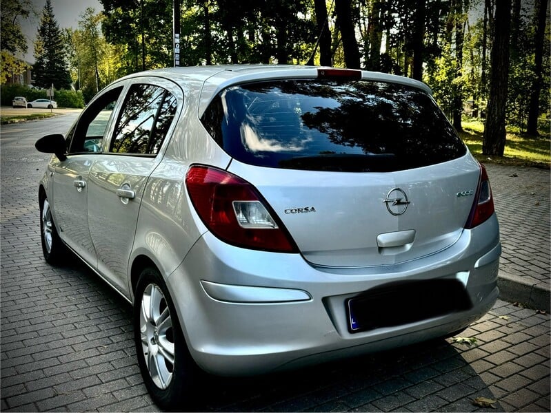 Фотография 3 - Opel Corsa D 2010 г