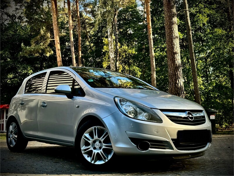 Фотография 17 - Opel Corsa D 2010 г