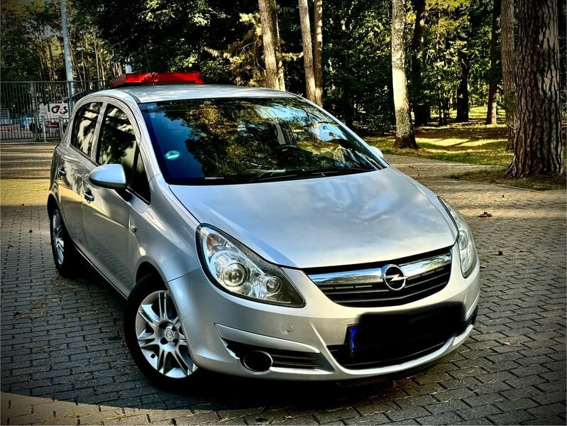 Фотография 13 - Opel Corsa D 2010 г