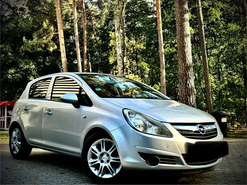 Фотография 2 - Opel Corsa D 2010 г