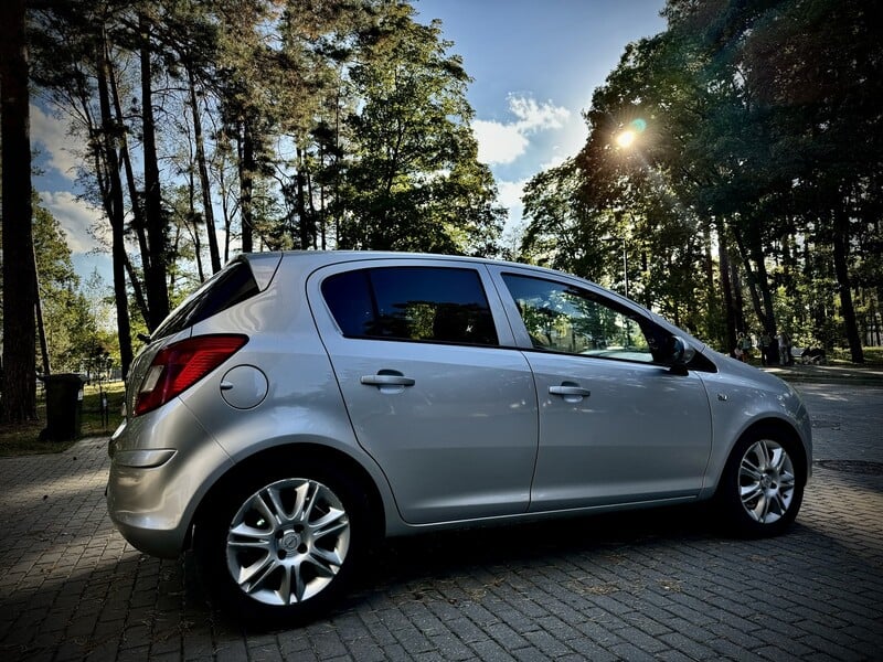 Фотография 30 - Opel Corsa D 2010 г