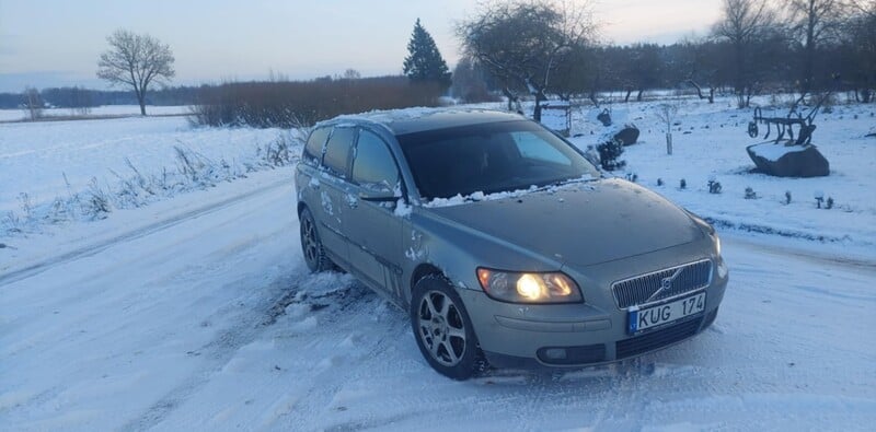 Фотография 1 - Volvo V50 2006 г Универсал