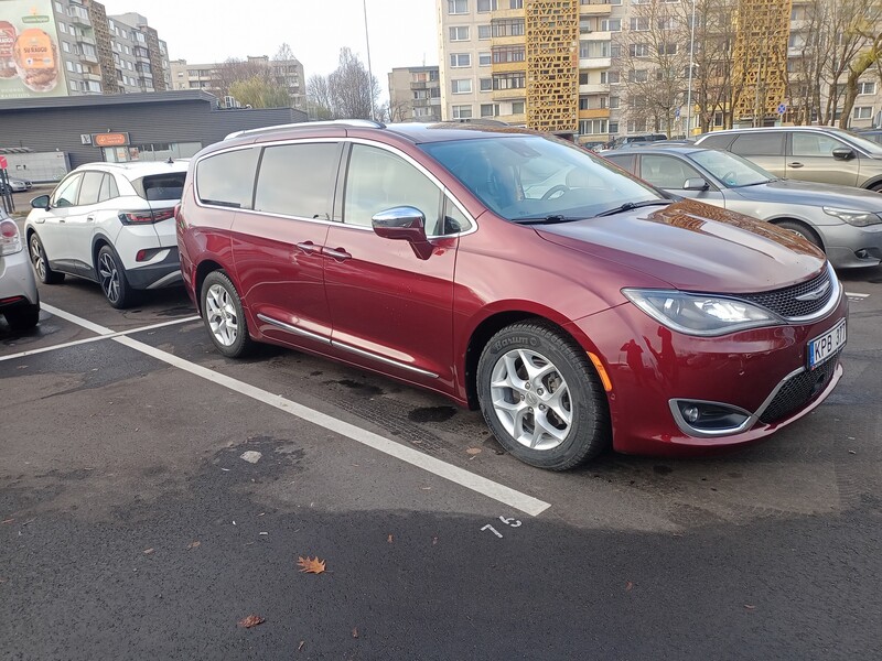 Фотография 3 - Chrysler Pacifica 2017 г Минивэн