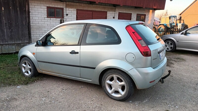 Photo 2 - Ford Fiesta VI 2004 y