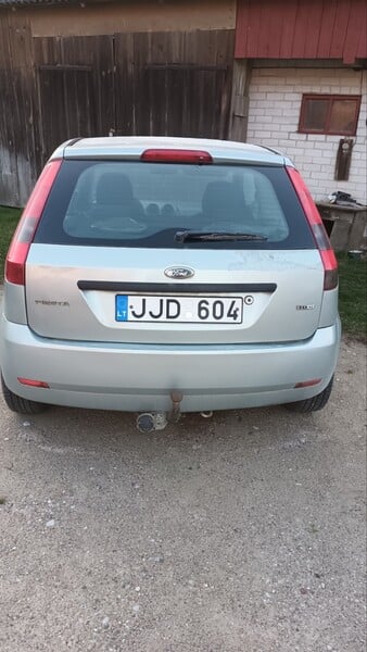 Photo 4 - Ford Fiesta VI 2004 y