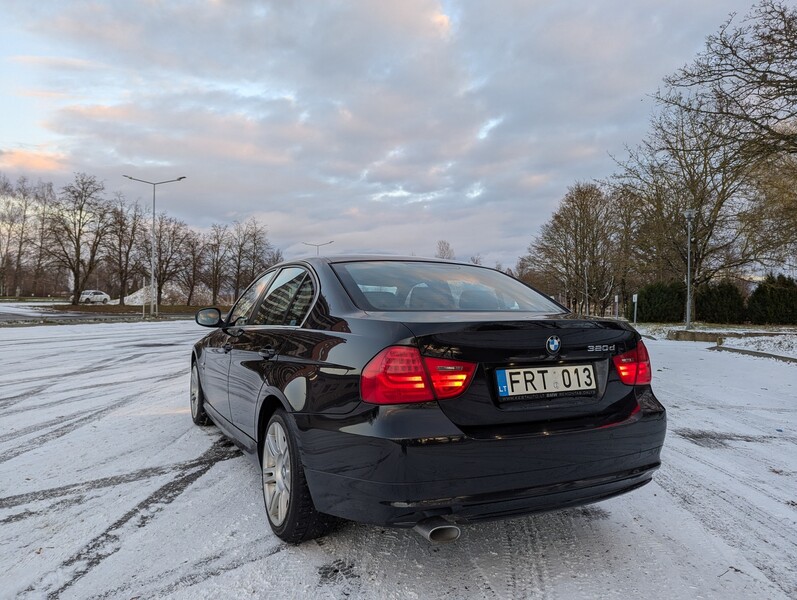 Photo 3 - Bmw 320 E90 2011 y