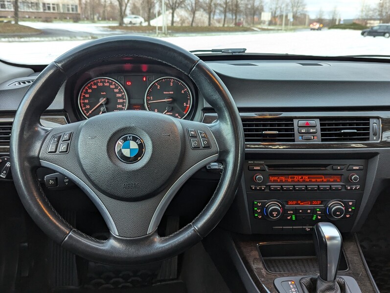 Photo 11 - Bmw 320 E90 2011 y