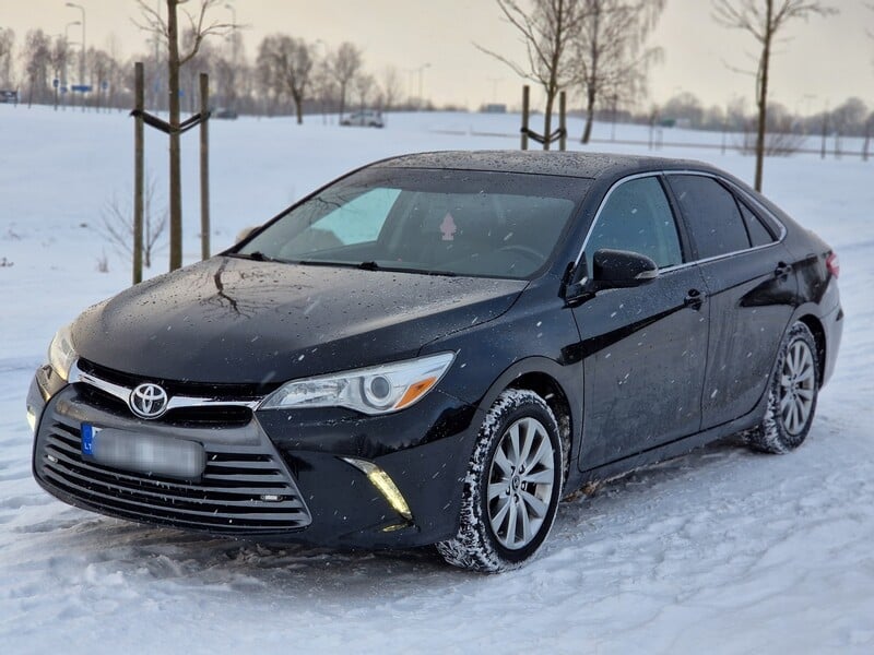 Photo 1 - Toyota Camry 2016 y Sedan