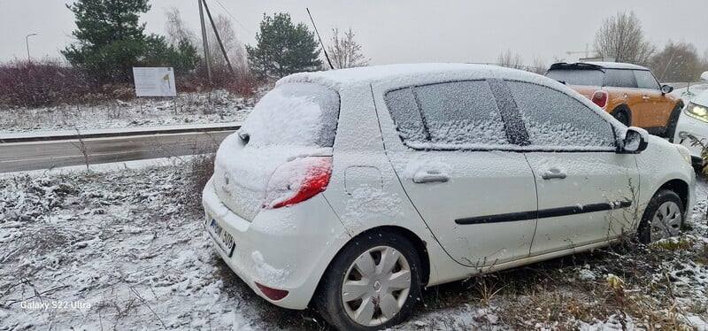 Photo 2 - Renault Clio III 2011 y