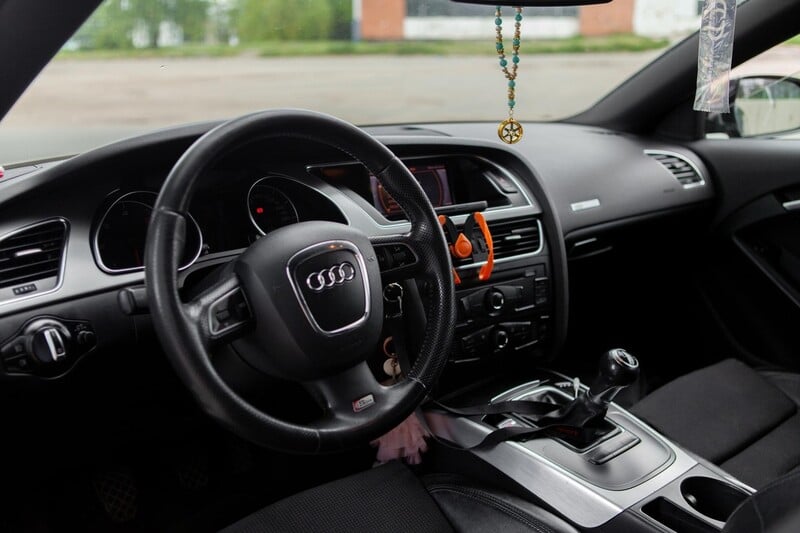 Photo 10 - Audi A5 2009 y Coupe