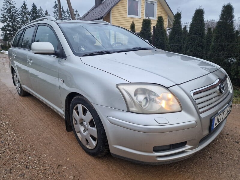 Фотография 1 - Toyota Avensis 2006 г Универсал