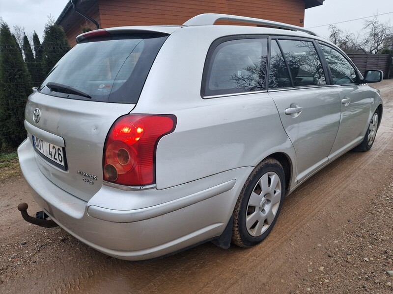 Фотография 3 - Toyota Avensis 2006 г Универсал