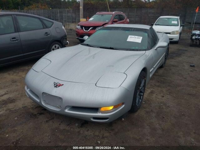 Photo 2 - Chevrolet Corvette 1998 y Coupe