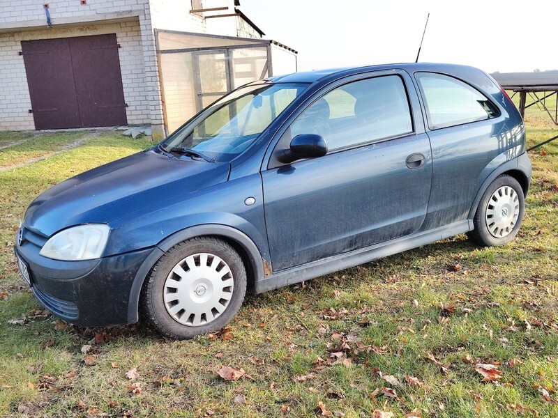 Photo 2 - Opel Corsa C 2002 y