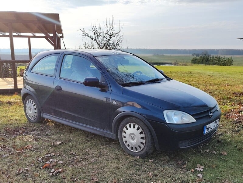 Photo 1 - Opel Corsa C 2002 y