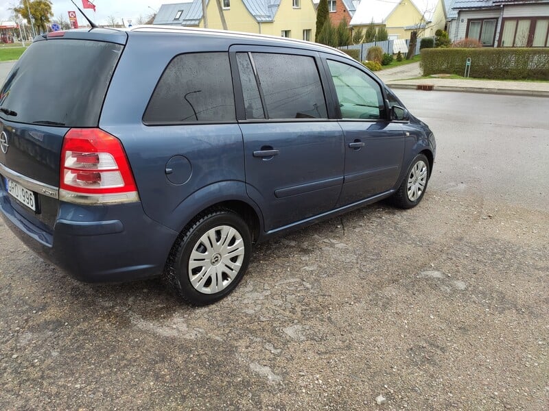 Фотография 5 - Opel Zafira 2008 г Минивэн