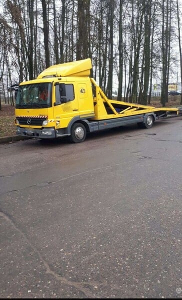 Photo 1 - Mercedes-Benz Atego 818 2009 y Car transporter