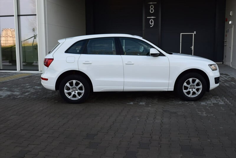 Фотография 8 - Audi Q5 I QUATTRO 2010 г