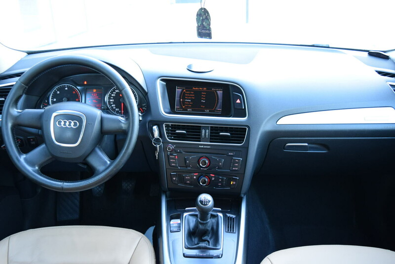 Фотография 12 - Audi Q5 I QUATTRO 2010 г