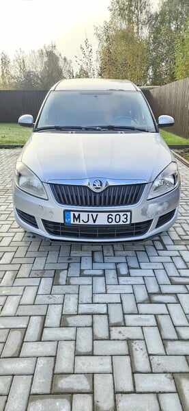 Фотография 8 - Skoda Roomster 2013 г Минивэн