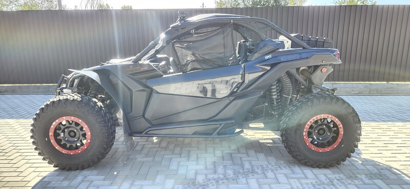 Photo 2 - Can-Am Maverick 2019 y ATV motorcycle