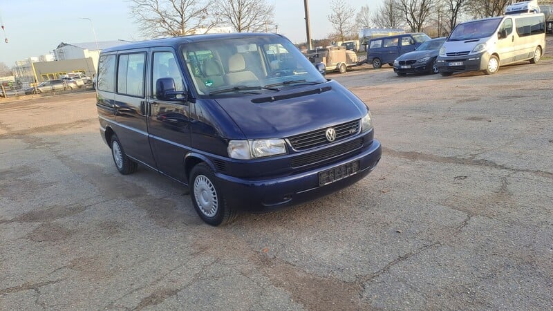 Photo 7 - Volkswagen Caravelle 2002 y Minibus