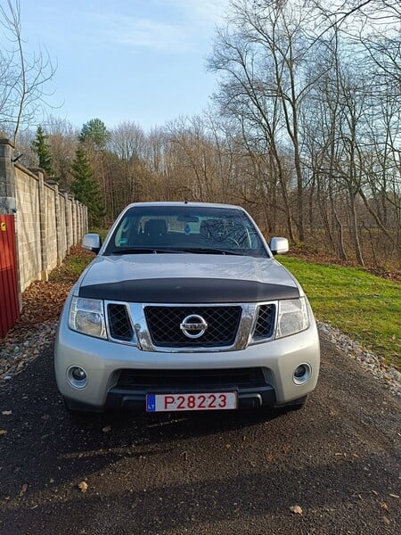 Photo 1 - Nissan Navara III 2.5 dci 2010 y