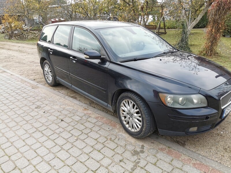 Фотография 2 - Volvo V50 2004 г Универсал