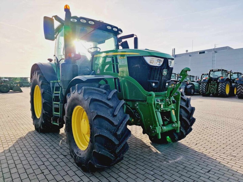 Photo 3 - John Deere 2019 y