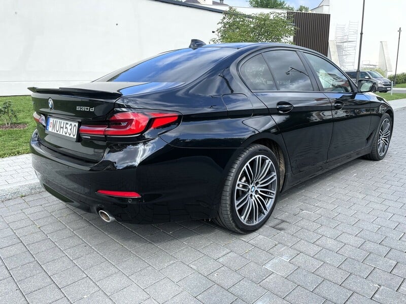 Photo 1 - Bmw 530 2017 y Sedan