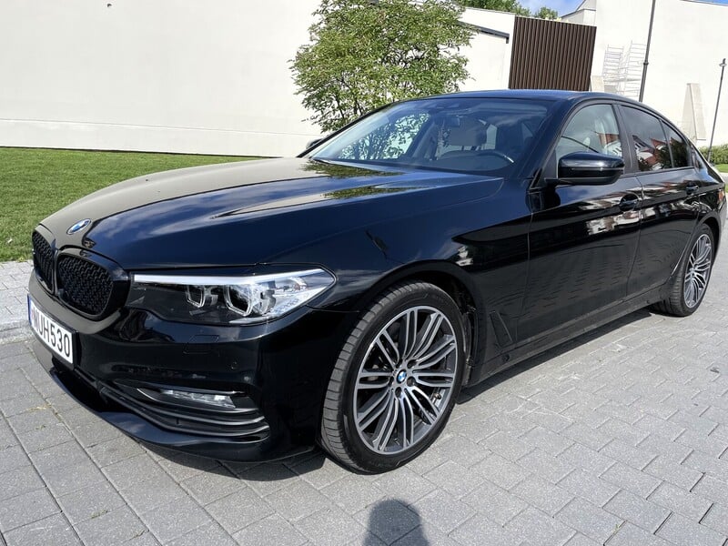 Photo 19 - Bmw 530 2017 y Sedan