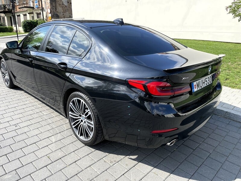 Photo 21 - Bmw 530 2017 y Sedan